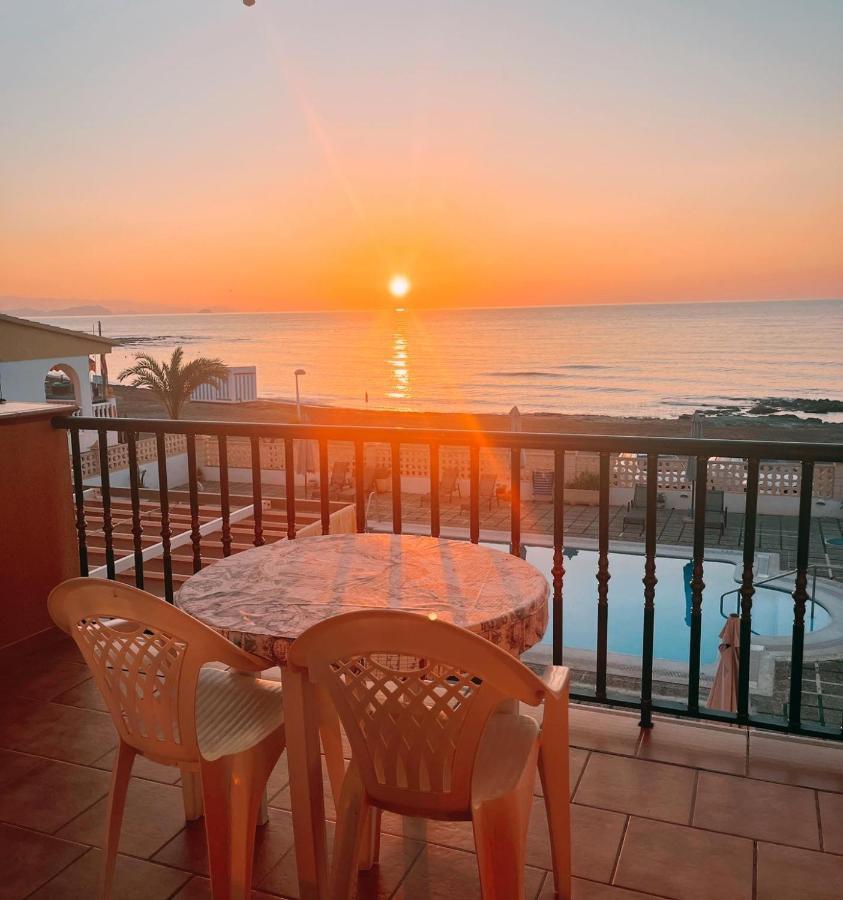 Apartamentos El Calon Playa Куевас дел Алмансора Екстериор снимка