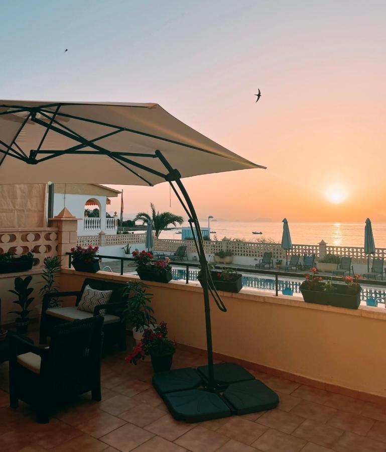 Apartamentos El Calon Playa Куевас дел Алмансора Екстериор снимка