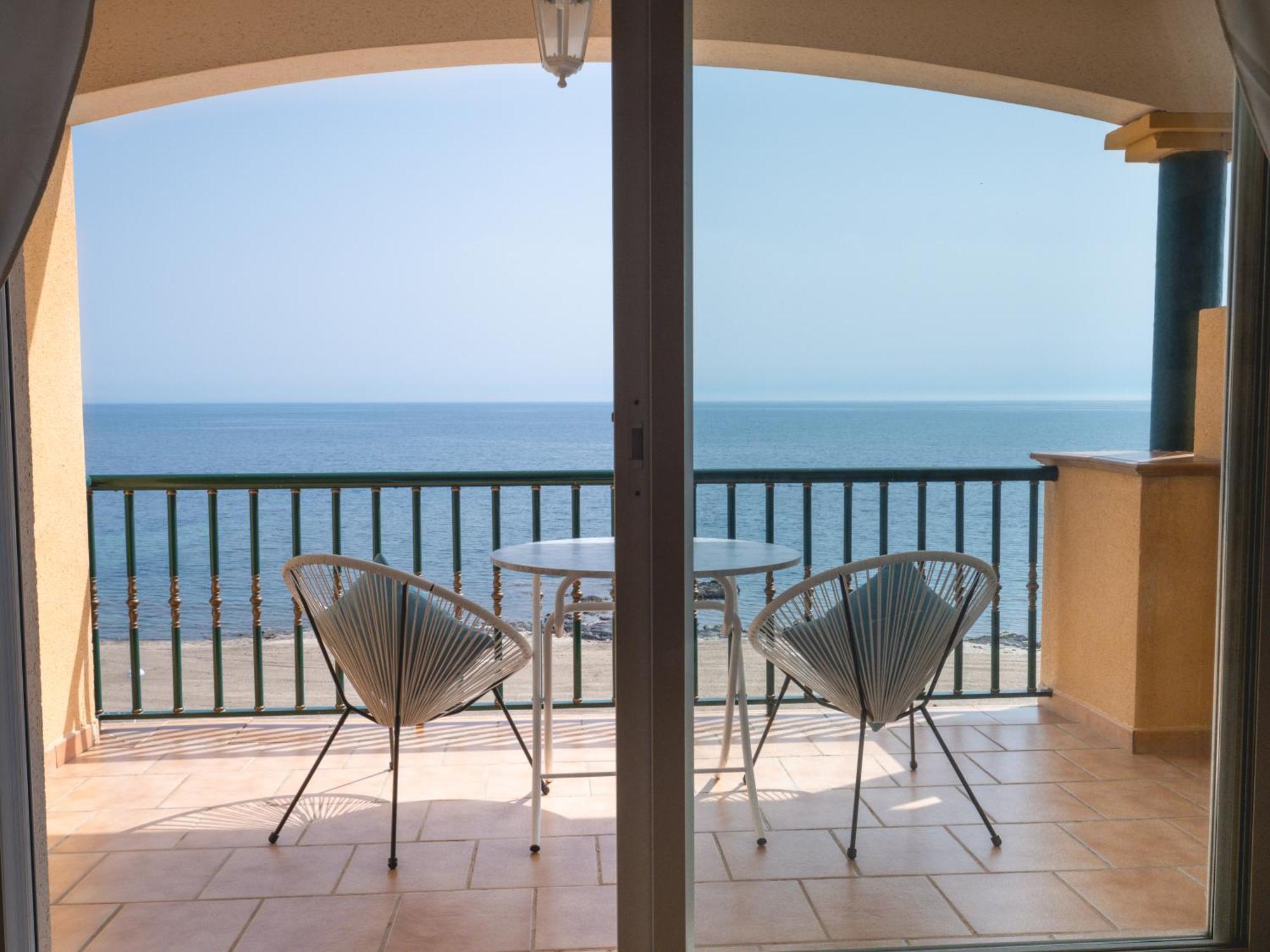 Apartamentos El Calon Playa Куевас дел Алмансора Екстериор снимка